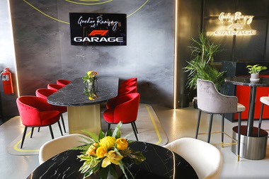 Gordon Ramsay at F1&nbsp;Garage