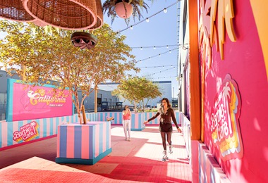 Malibu Barbie&nbsp;Cafe