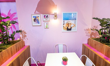 Malibu Barbie&nbsp;Cafe