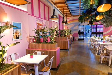 Malibu Barbie&nbsp;Cafe