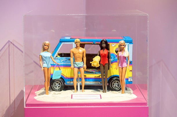 A 1971 Malibu Barbie and Ken display in the Malibu Barbie Cafe at Area 15 Wednesday, Dec. 17, 2025. Christie and PJ dolls are at right.