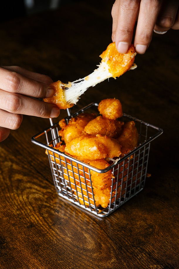 Evolve Brewing’s Wisconsin cheese curds