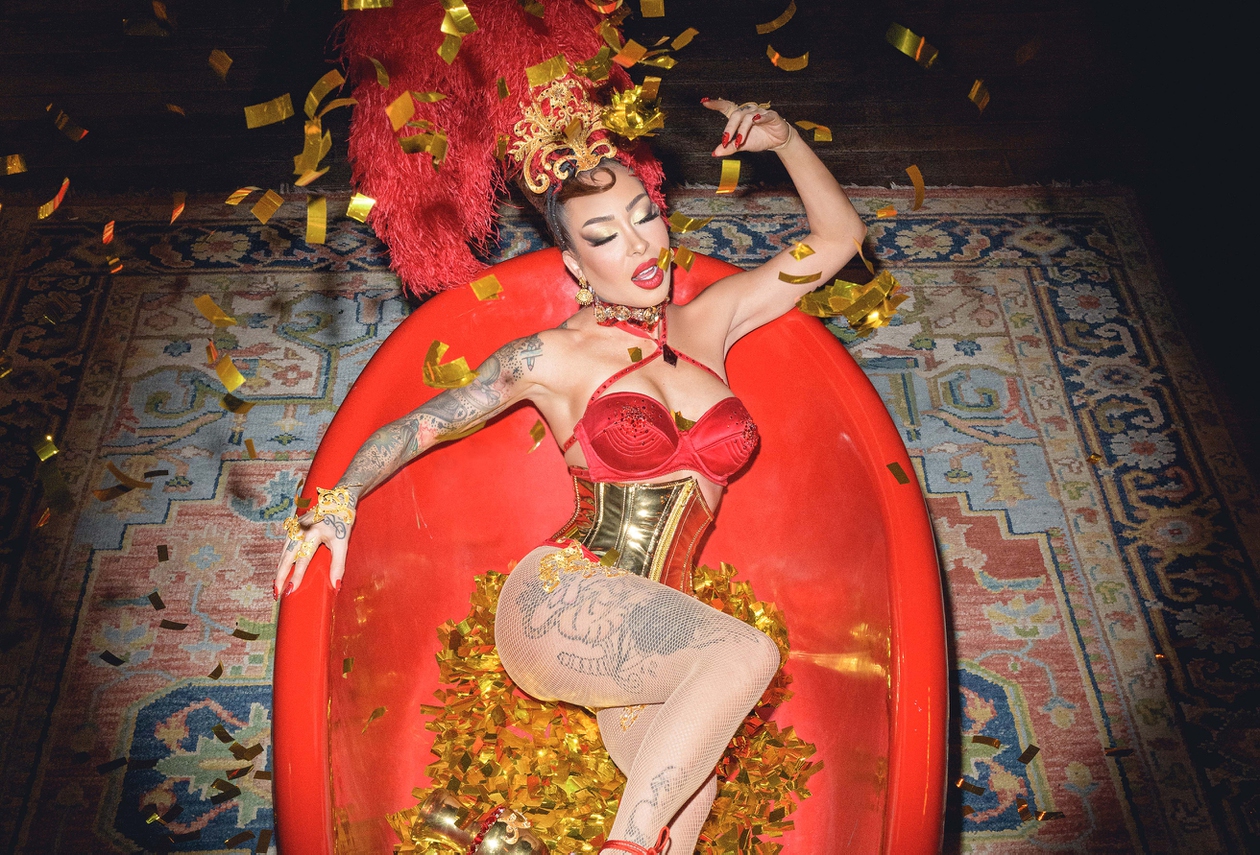 The new monthly production is a departure from choreographed acts, instead emphasizing the kind of improvisation you might see in scenes like New Orleans or New York. 