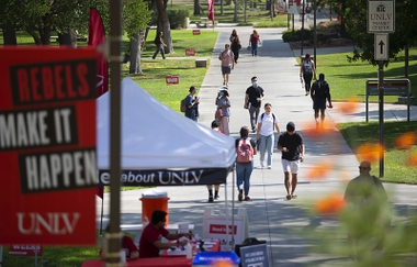 Students on the UNLV campus in&nbsp;2021. 