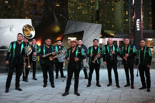 Azúcar Banda & Latin Nights
