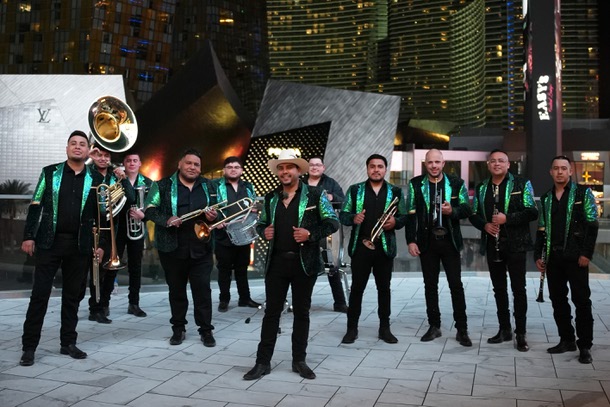 Azúcar Banda & Latin Nights
