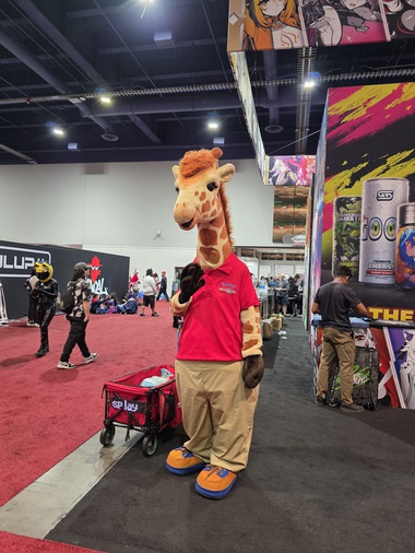 Cosplayer poses as Toys R Us mascot Geoffrey the&nbsp;Giraffe
