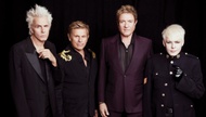 Duran Duran has never worn the "legacy act" title comfortably; they like to mix things up. But at Fontainebleau, every hit received a faithful, sonically muscular performance, aimed directly at the hearts of longtime fans.