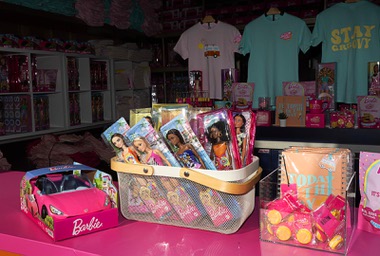 Malibu Barbie&nbsp;Cafe