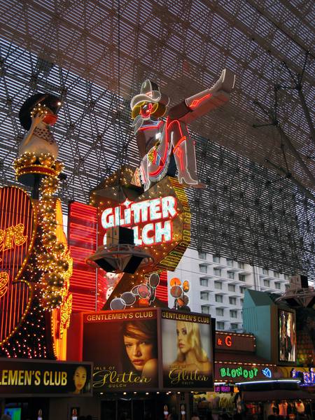 Downtown Las Vegas: Glitter Gulch, Ghosts and Gangsters » Las